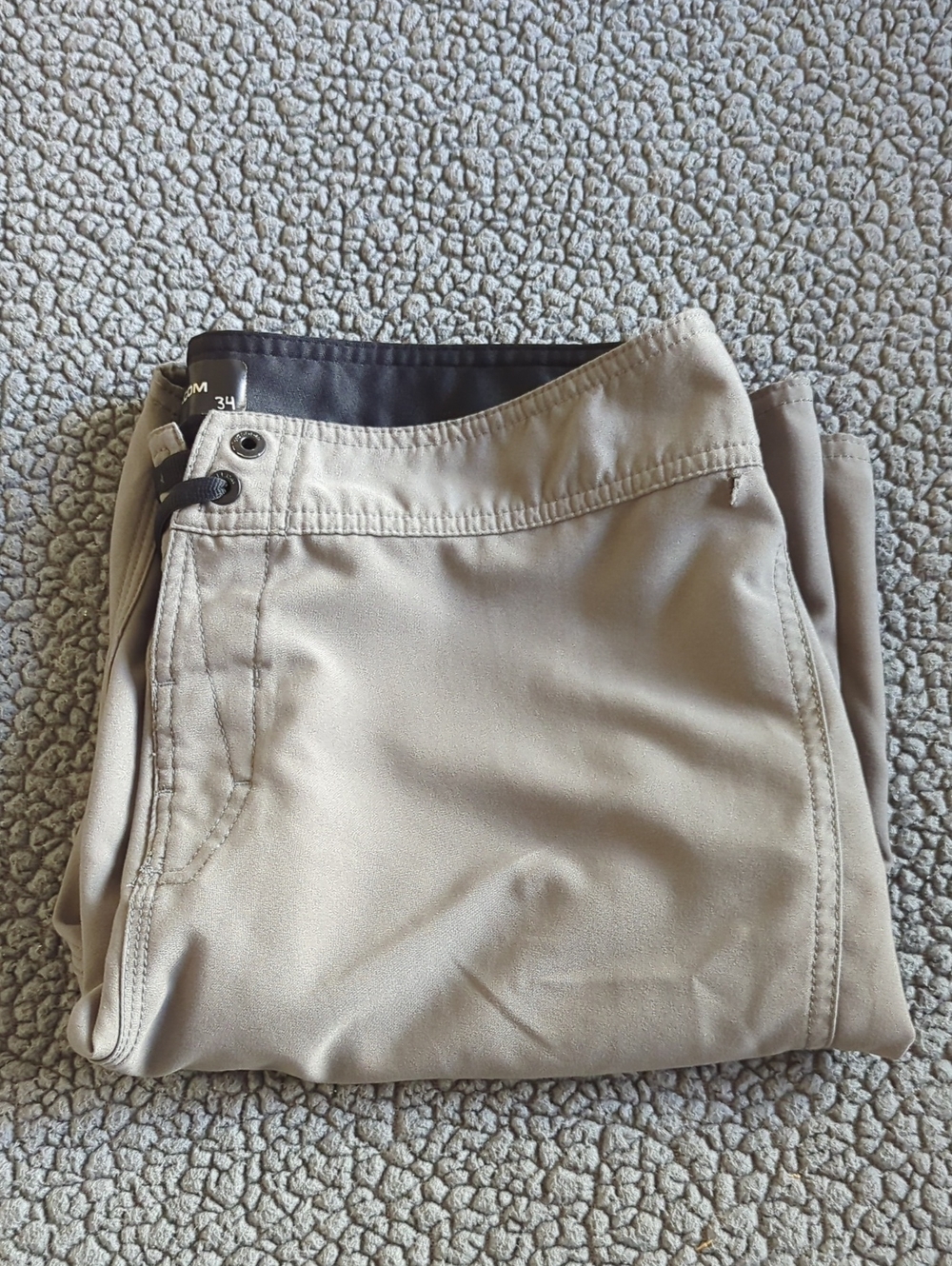 Volcom Men's Shorts, Gray, Size 34